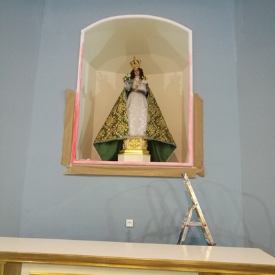 Iglesia,torre alta