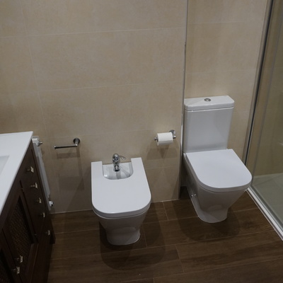 INODORO Y BIDET