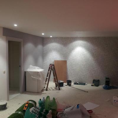 Instalación de Papel Pintado en pared,y Revestimiento Acústico en Pared