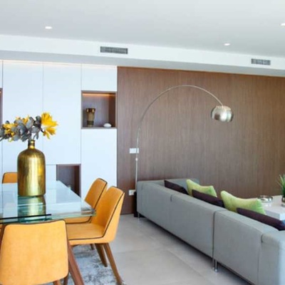 INTERIOR SALÓN-COMEDOR