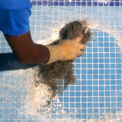 INSTALACION DE LAMINA ARMADA EN VASO DE PISCINA