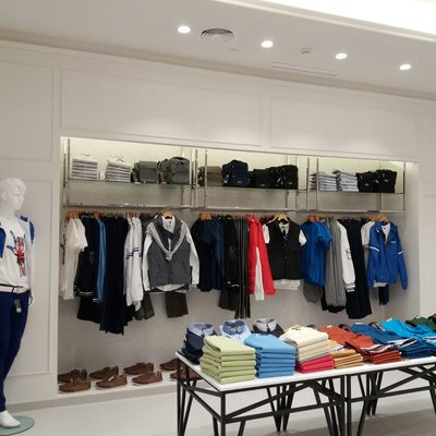 Mueble estand a medida