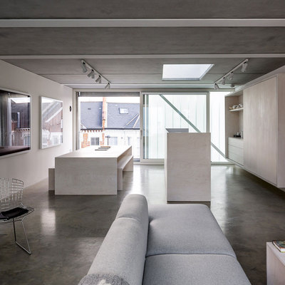 muebles bajos en una cocina abierta al salón 
