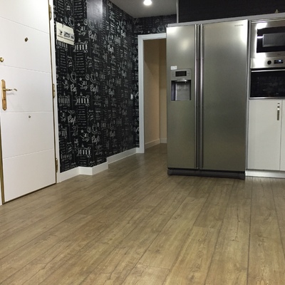 PARQUECITE - QUICK STEP - IMPRESSIVE IM1850 ROBLE RASPADO GRIS MARRON EN PLANCHAS
