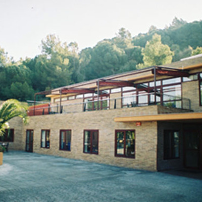 Patio de acceso