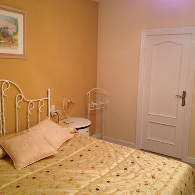 Lacado de puertas, parquet laminado AC-4, rodapié lacado y pintura