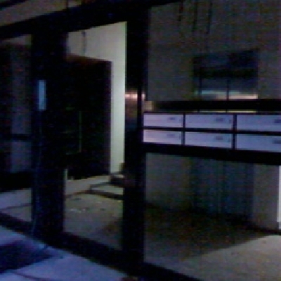 Puerta de comunidad