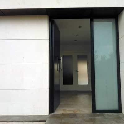 Puerta entrada