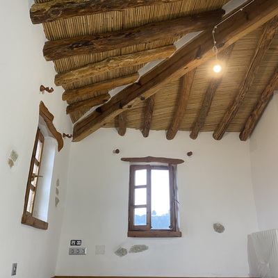 Reformar una casa al estilo rústico.