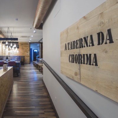 REFORMA A TABERNA DA CHORIMA - SANTIAGO DE COMPOSTELA