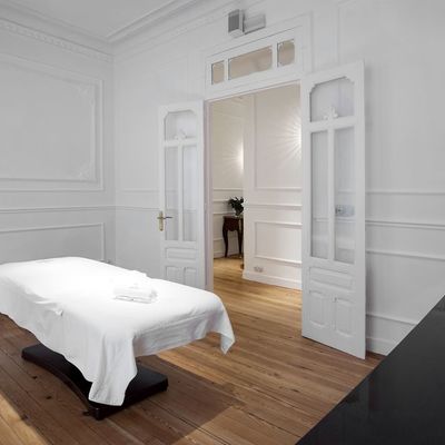 REFORMA CENTRO ESTÉTICA WHITE - A CORUÑA