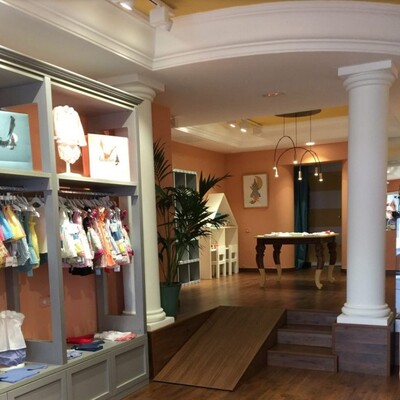 REFORMA INTEGRAL E INTERIORISMO LOCAL COMERCIAL ROPA NIÑOS