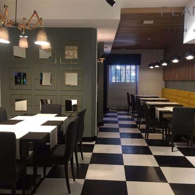  Salón Restaurante " La Carrera" Guadalajara