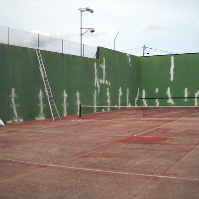 rehahabilitacion y pintura pista de tenis