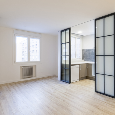 Reforma integral de vivienda con grandes acabados de carpintería