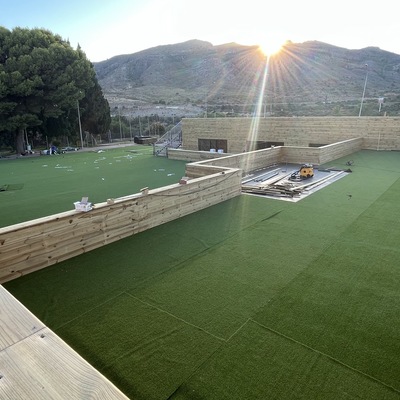 Revestimiento en madera suelo exterior de pino tratado