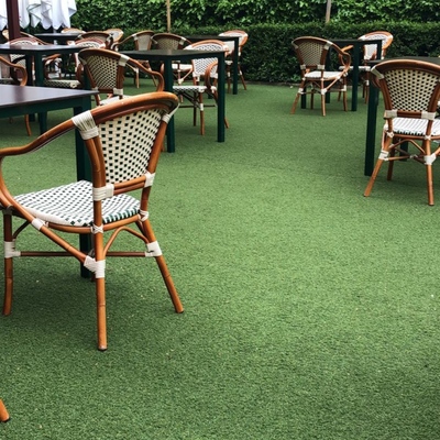 LIMPIEZA EN TERRAZA DE RESTAURANTE