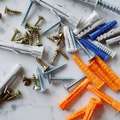 tipos de tornillos y tacos