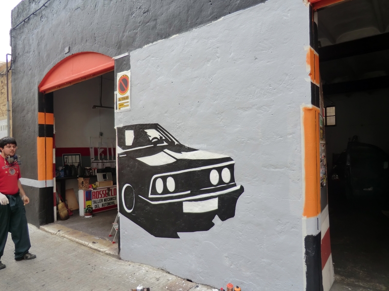 Fachada Graffiti Talleres Mauri
