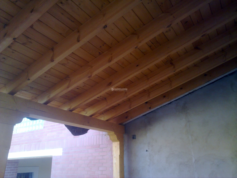 Foto: Cambio de Teja y Construcción de Porche en Vivienda de Avanur