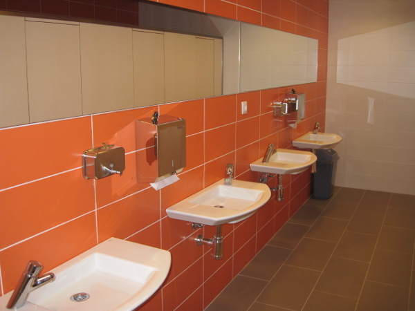 Foto: Baños Oficinas de Electricitat Balaguer S.l. #943675 - Habitissimo