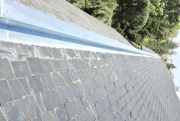 Foto: Canalones en Cubierta de Grupo Bilnar #2549251 - Habitissimo