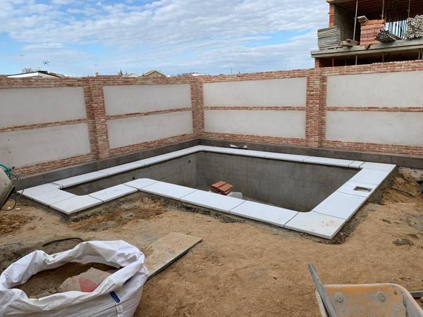 Foto: Construcción de Piscina Gunitada de Piscinas A Medida #2283366 ...