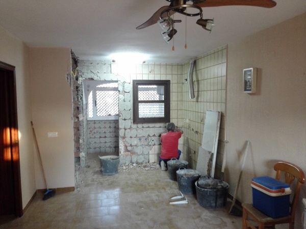 Foto: Demolicion Alicatado Cocina de Reformas Jmros #1078281 ...