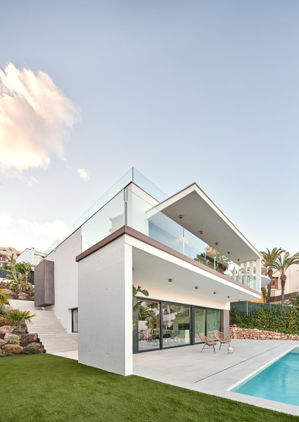 Fachada piscina