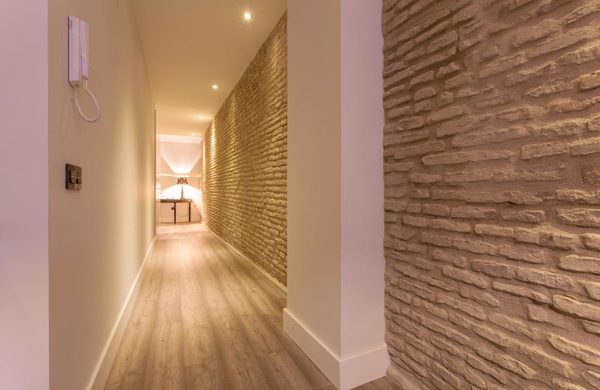 Pasillo de apartamento turístico