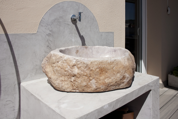 Fuente de piedra