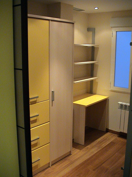 Proyecto y Dirección de Obra de reforma y decoración de vivienda en C/ Duque de Calabria, Valencia.