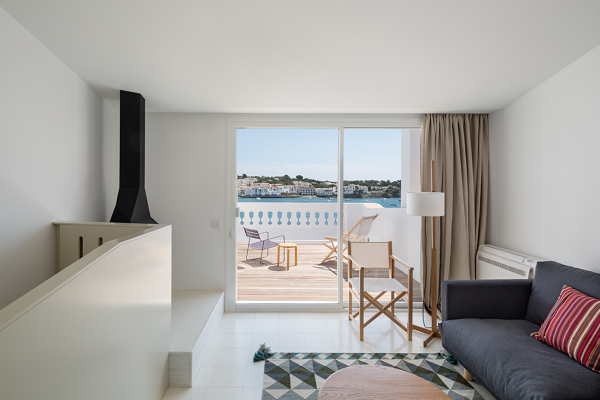 salón con vistas al mar 