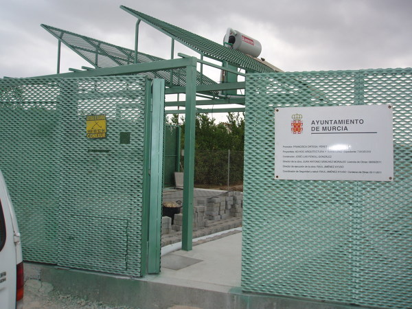 Foto: Sistema de Garaje con Deposito de Agua de Reyser Jl #1150429