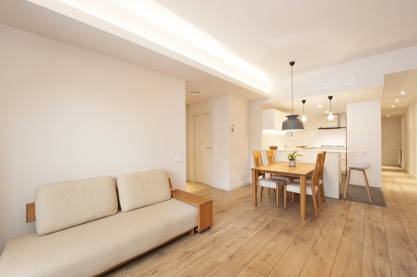 Foto: Zona de Estar con la Cocina Abierta de Sincro #1625049 - Habitissimo