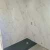 ALICATADO DE BAÑOS E INSTALACIN DE PLATO DE DUCHA