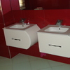 Baño color vino