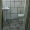 Baño en nave industrial