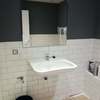 BAÑO LOCAL