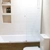 Bany amb llum natural per tub solar