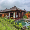 Bungalow de madera tropical de alta densidad
