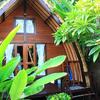 Bungalow de madera tropical de alta densidad