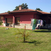 Casa roja Siero