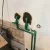 Cerramiento de pasamuros para llevar agua tratada al resto del local