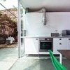 Cocina abierta al patio