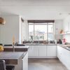 cocina con gran office tipo isla