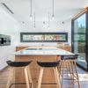 Cocina con isla central