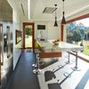 Cocina con vistas al jardín