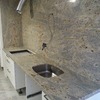 Col.locació de granet Kashimir Gold