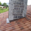 CUBIERTA, CHIMENEA DE PIEDRA Y LIMAHOYA